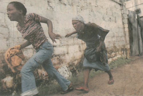 People running 2